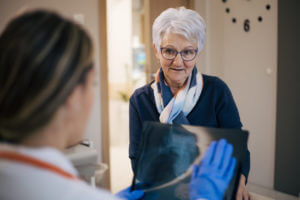 Types of Hip Implants - Advanced Orthopedics New England